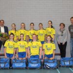 Meisjes B2 tassen sponsor